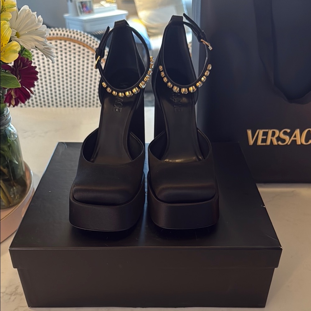 July 4th Sale!! 💯 Authentic Versace Black Women's Platform Heels